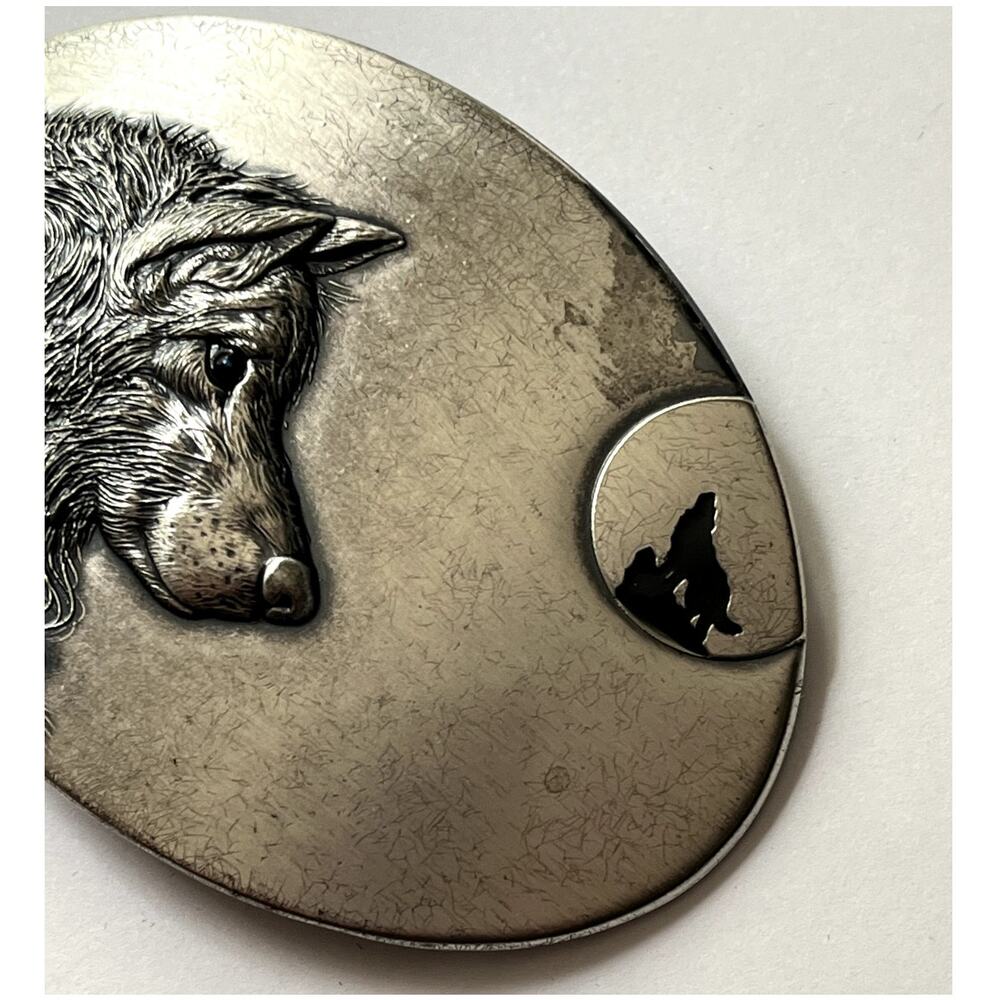 Jean’s Friend Wolf Native American Belt Buckle - Picture 6 of 9